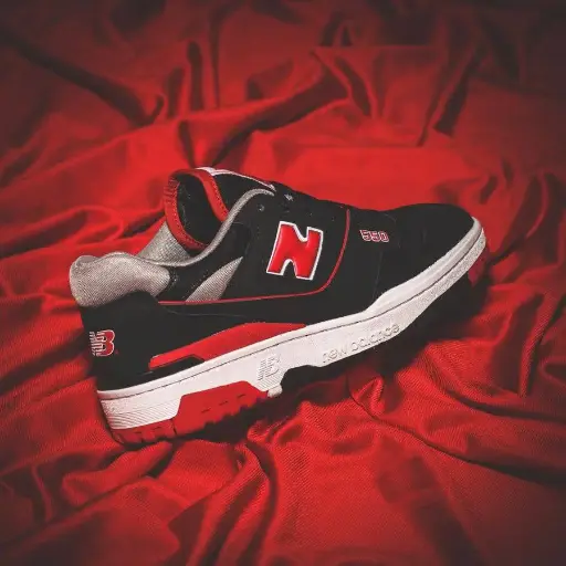 New Balance 550 Black Red Bred SHOES